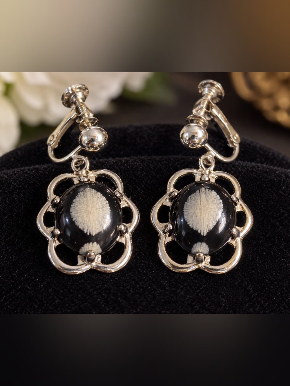 Vintage Black Dendritic Cabochon Clip-On Earrings Silver Tone
